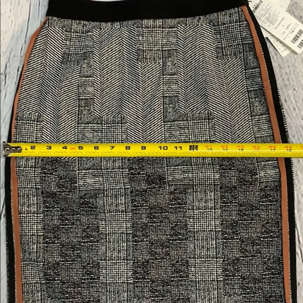 Classified Lily Black Pattern Skirt-XS
